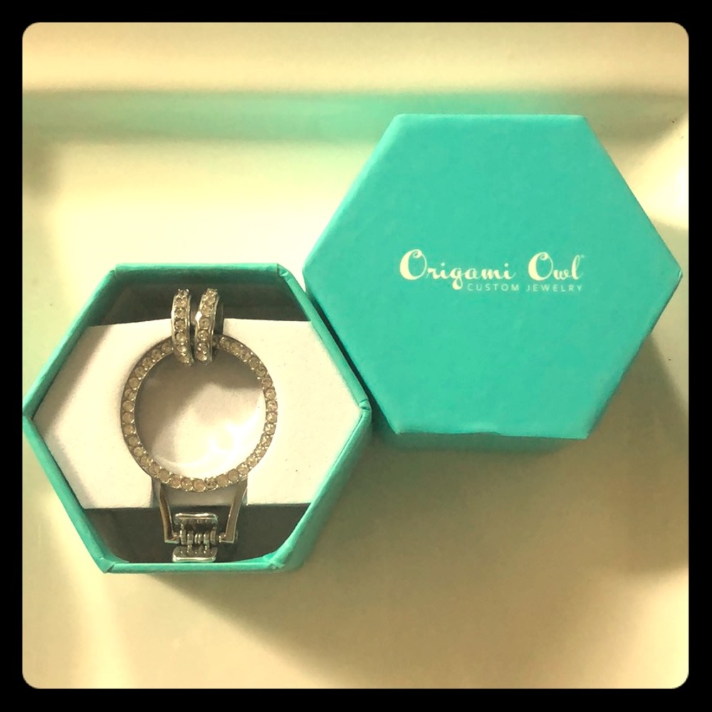 Origami Owl~ Eternity Medium Lanyard Base